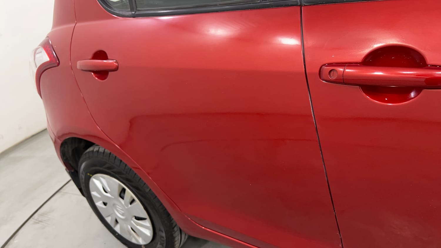 Used 2012 Maruti Suzuki Swift VXi Petrol Manual dents MINOR SCRATCH