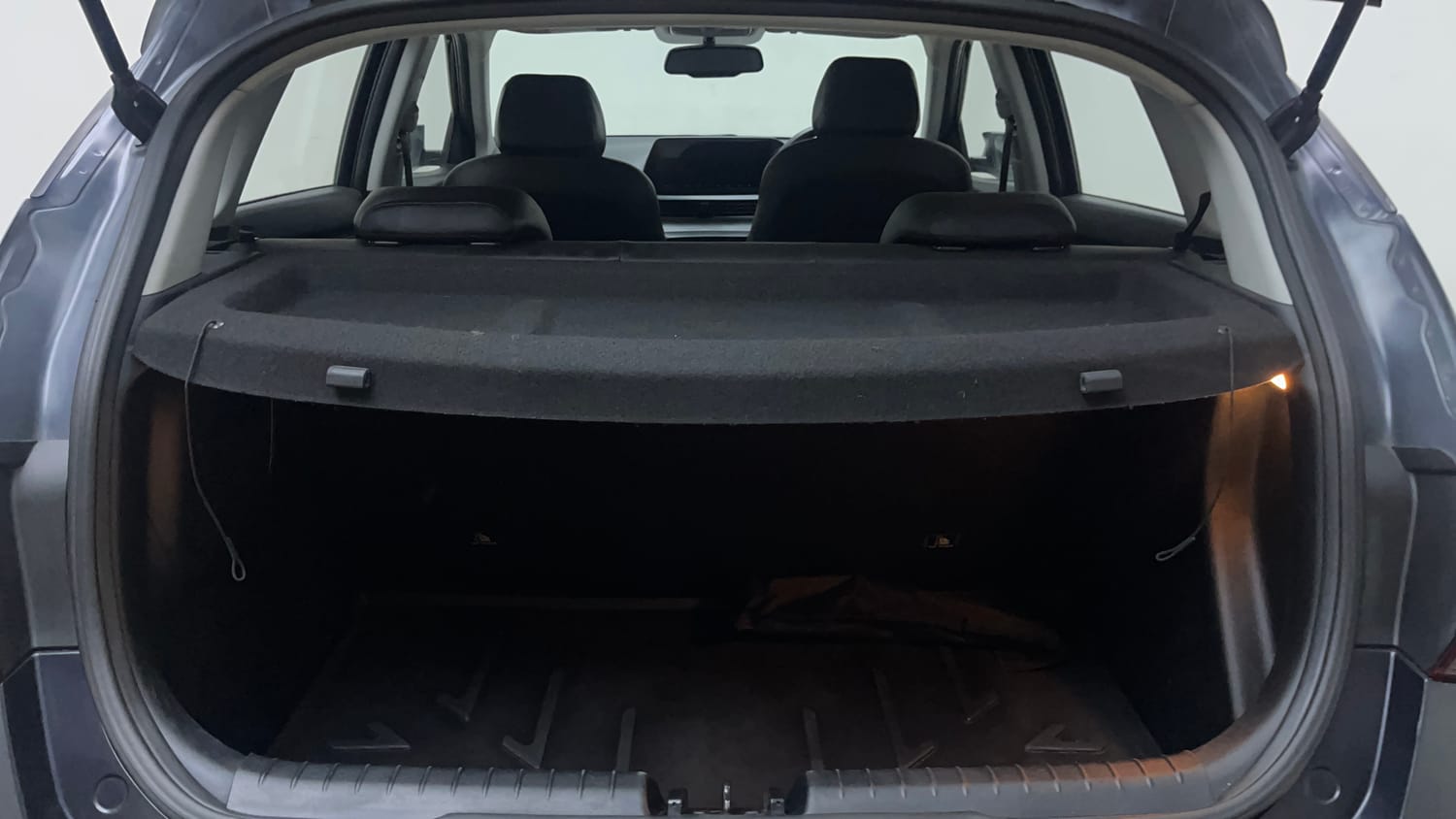 Used 2021 Hyundai New i20 Asta (O) 1.0 Turbo DCT Petrol Automatic interior DICKY INSIDE VIEW