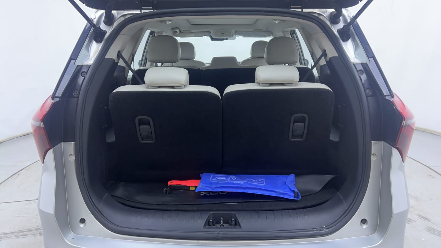 Used 2021 Mahindra XUV700 AX 7 Petrol MT 7 STR Petrol Manual interior DICKY INSIDE VIEW