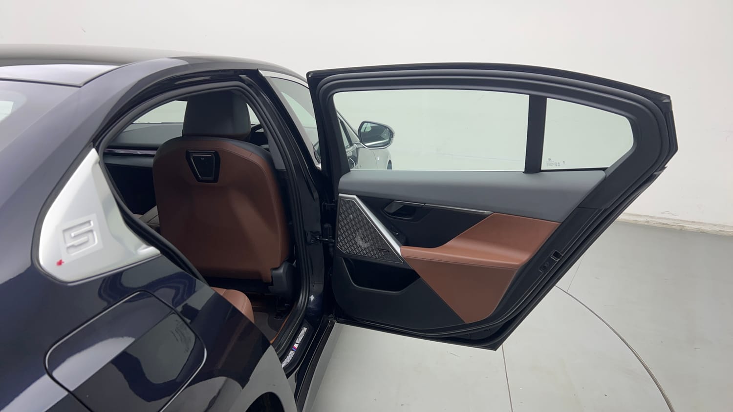 Used 2026 BMW 5 Series 530Li M Sport (Titanium Bronze) Petrol Automatic interior RIGHT REAR DOOR OPEN VIEW
