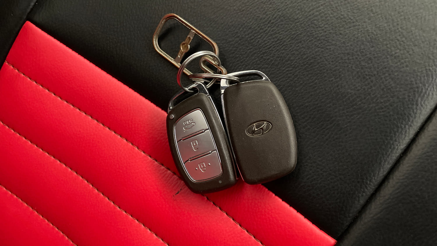 Used 2018 Hyundai Grand i10 Asta 1.2 Kappa VTVT Petrol Manual extra CAR KEY VIEW
