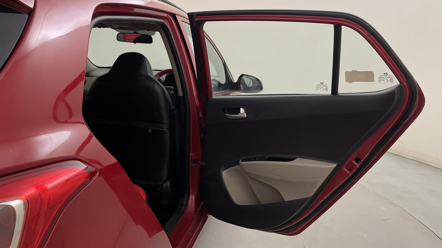 Used 2018 Hyundai Grand i10 Asta 1.2 Kappa VTVT Petrol Manual interior RIGHT REAR DOOR OPEN VIEW