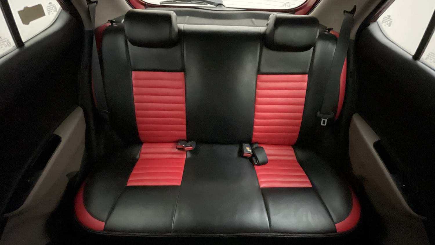 Used 2018 Hyundai Grand i10 Asta 1.2 Kappa VTVT Petrol Manual interior REAR SEAT CONDITION VIEW