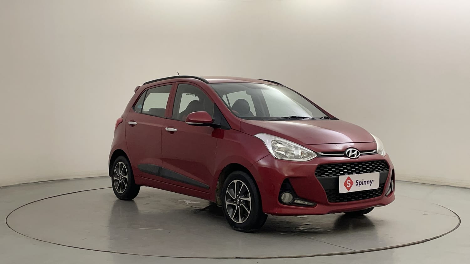 Used 2018 Hyundai Grand i10 Asta 1.2 Kappa VTVT Petrol Manual exterior RIGHT FRONT CORNER VIEW