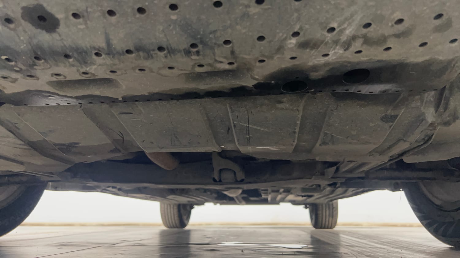Used 2021 Maruti Suzuki S-Cross Alpha AT Petrol Automatic extra FRONT LEFT UNDERBODY VIEW