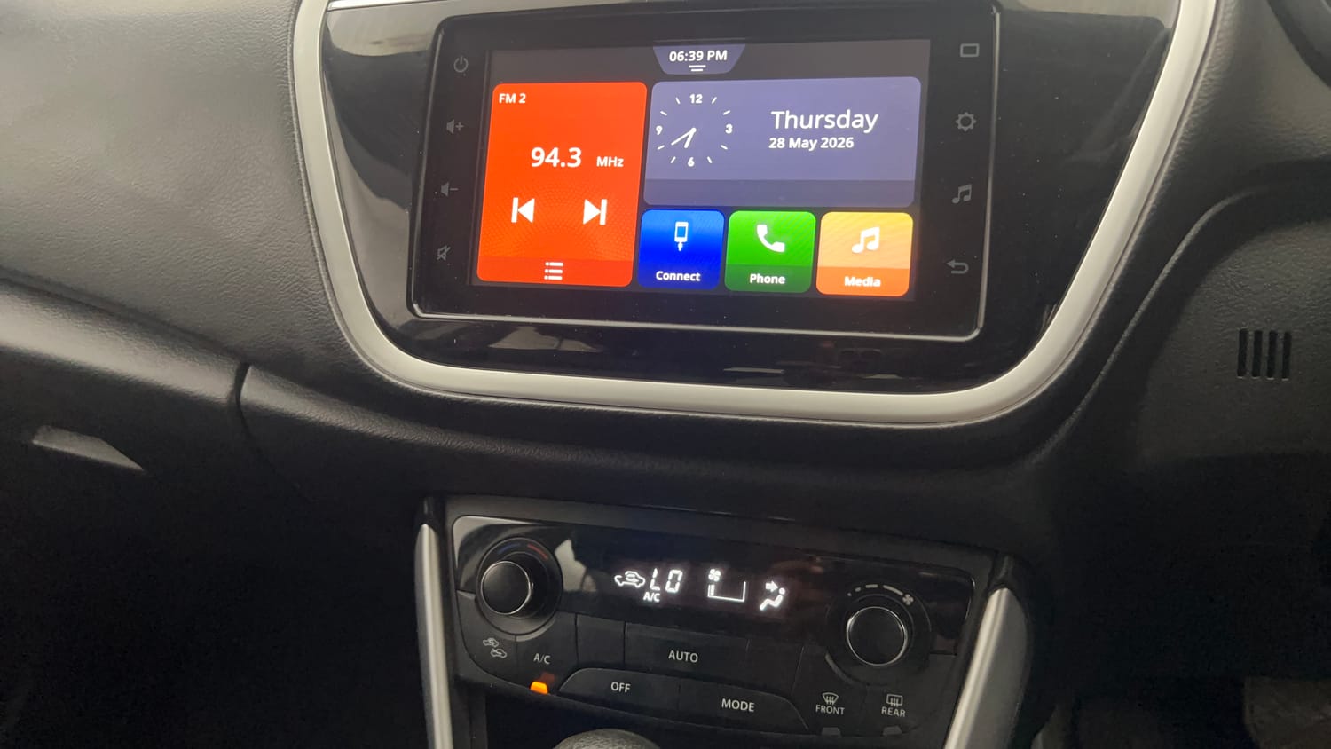 Used 2021 Maruti Suzuki S-Cross Alpha AT Petrol Automatic interior MUSIC SYSTEM & AC CONTROL VIEW