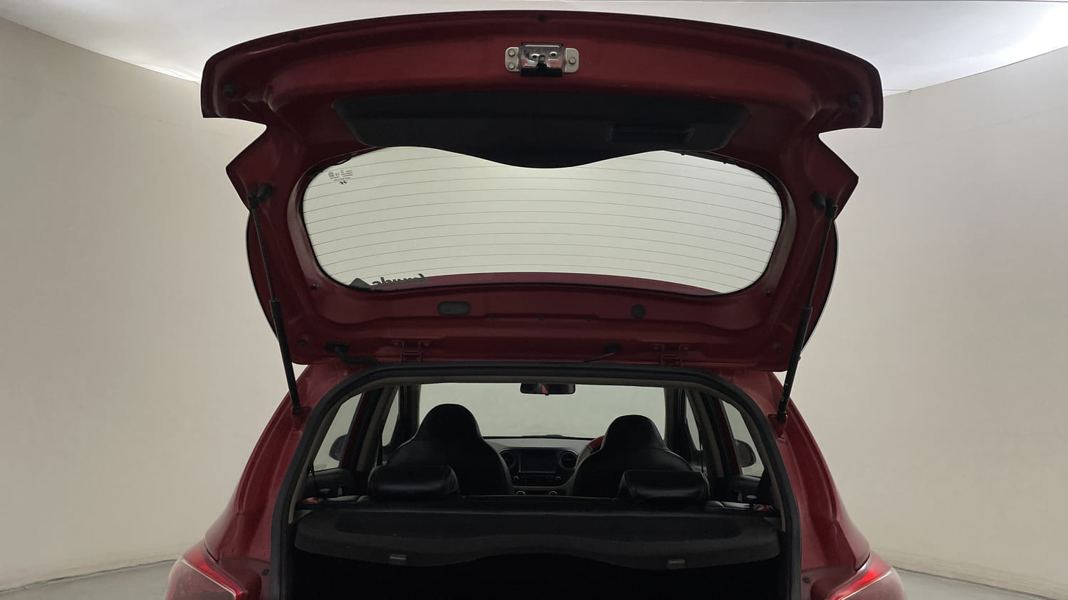 Used 2018 Hyundai Grand i10 Asta 1.2 Kappa VTVT Petrol Manual interior DICKY DOOR OPEN VIEW