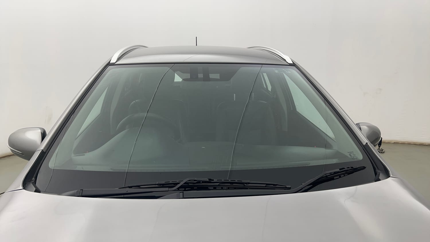Used 2021 Maruti Suzuki S-Cross Alpha AT Petrol Automatic exterior FRONT WINDSHIELD VIEW