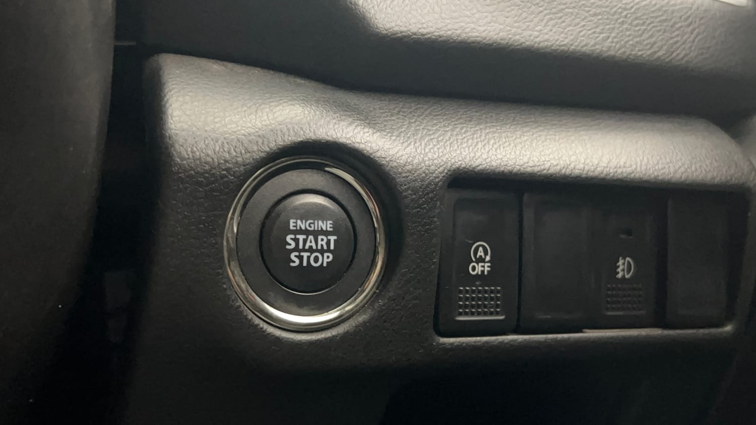 Used 2021 Maruti Suzuki S-Cross Alpha AT Petrol Automatic top_features Keyless start