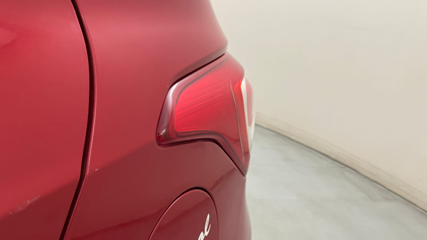 Used 2018 Hyundai Grand i10 Asta 1.2 Kappa VTVT Petrol Manual dents MINOR DENT