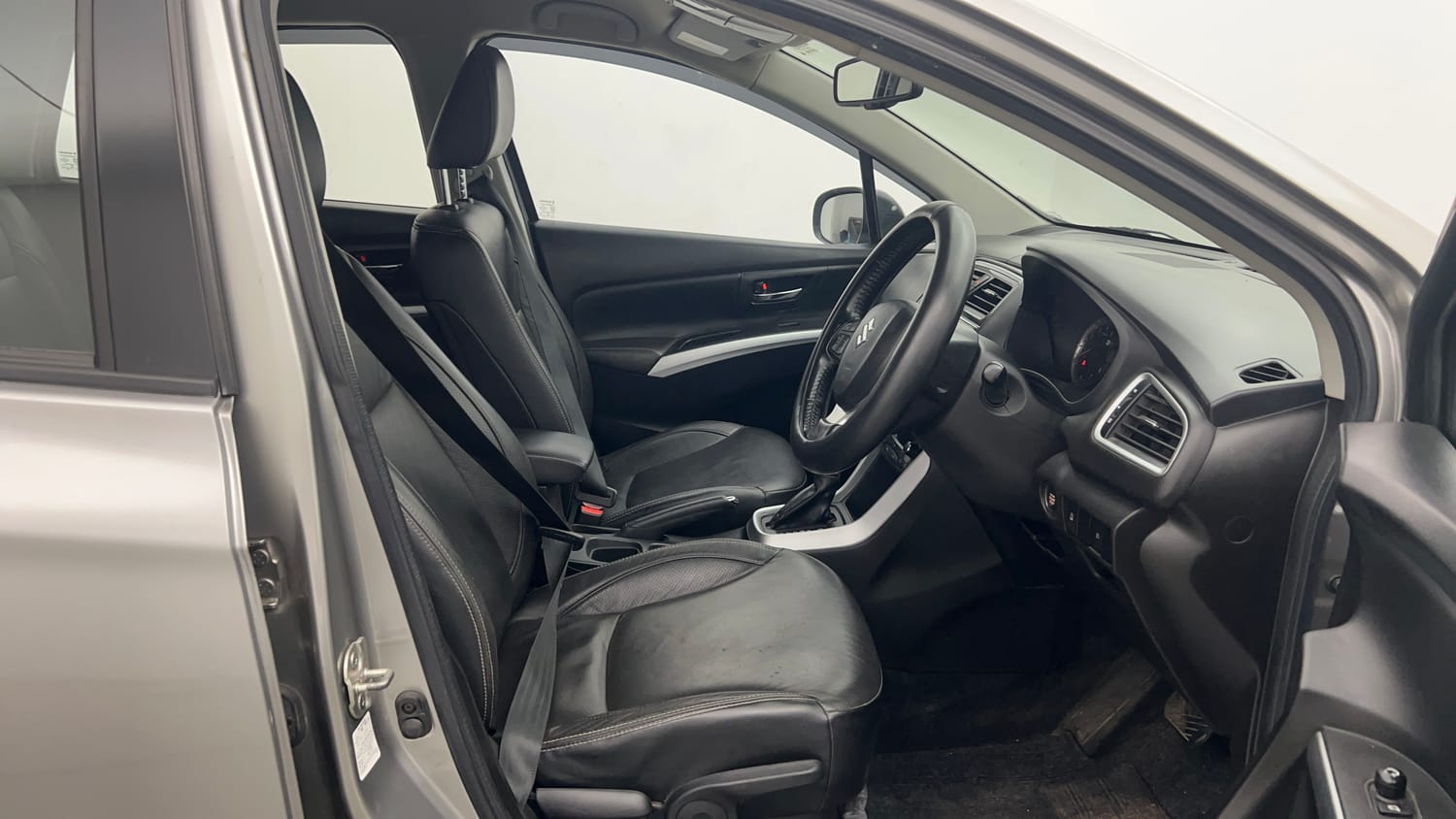Used 2021 Maruti Suzuki S-Cross Alpha AT Petrol Automatic interior RIGHT SIDE FRONT DOOR CABIN VIEW