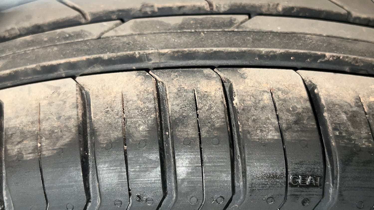 Used 2021 Maruti Suzuki S-Cross Alpha AT Petrol Automatic tyres LEFT REAR TYRE TREAD VIEW