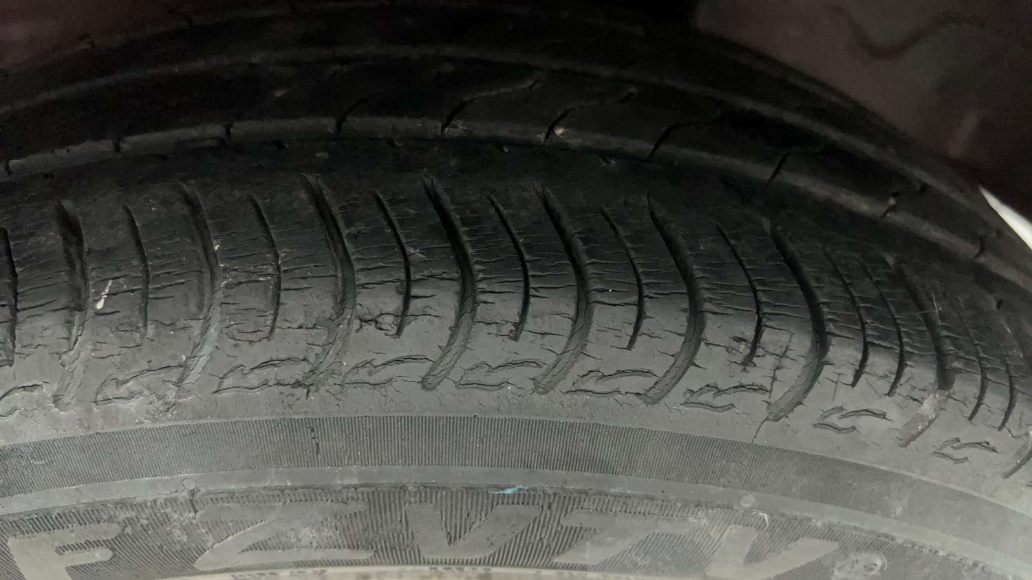 Used 2018 Honda Amaze 1.2 V CVT Petrol Petrol Automatic tyres LEFT REAR TYRE TREAD VIEW