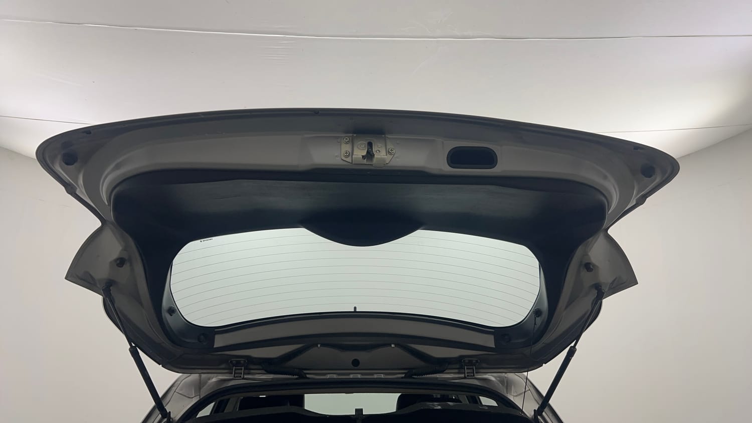 Used 2021 Maruti Suzuki S-Cross Alpha AT Petrol Automatic interior DICKY DOOR OPEN VIEW