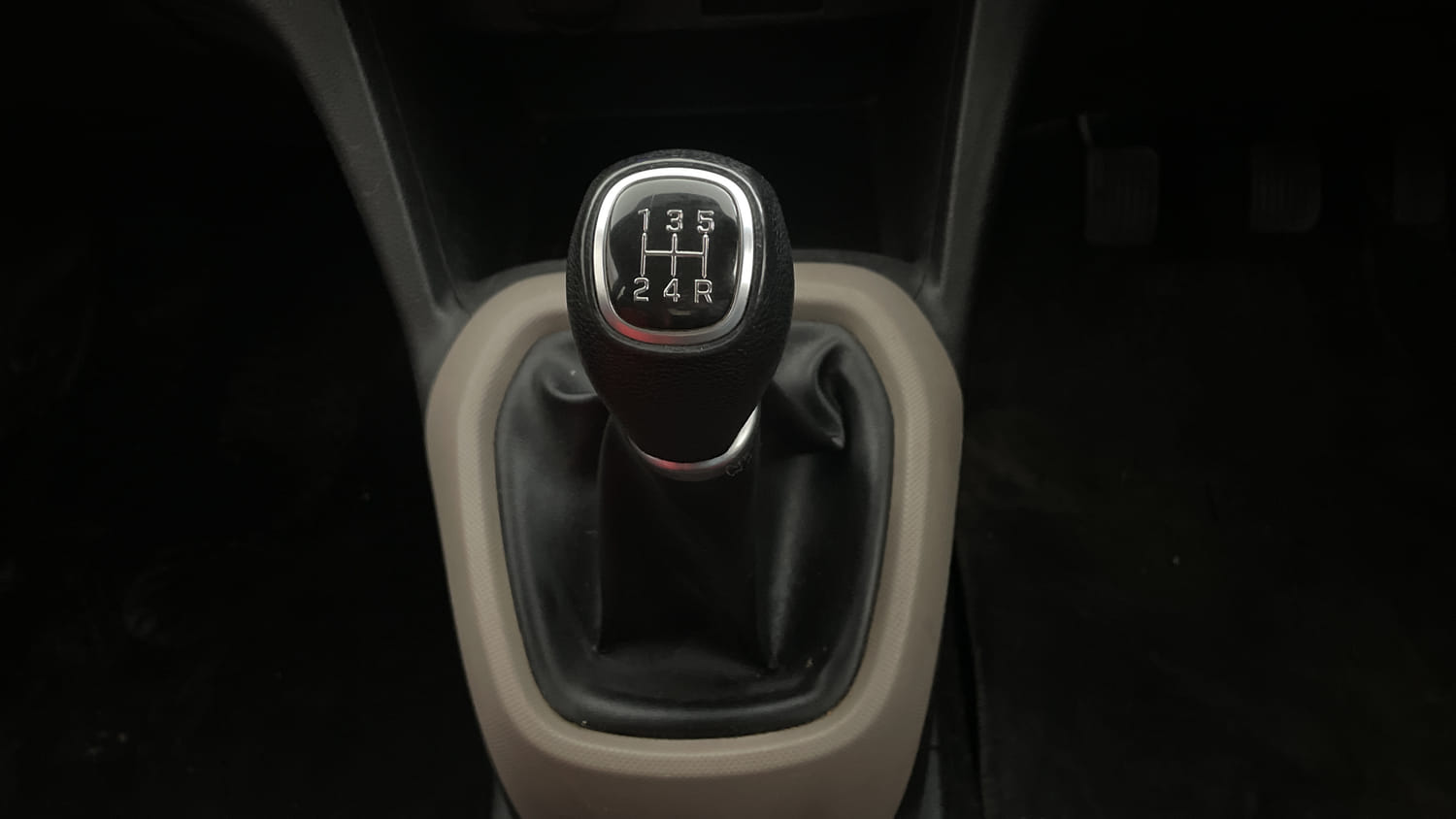 Used 2018 Hyundai Grand i10 Asta 1.2 Kappa VTVT Petrol Manual interior GEAR  KNOB VIEW