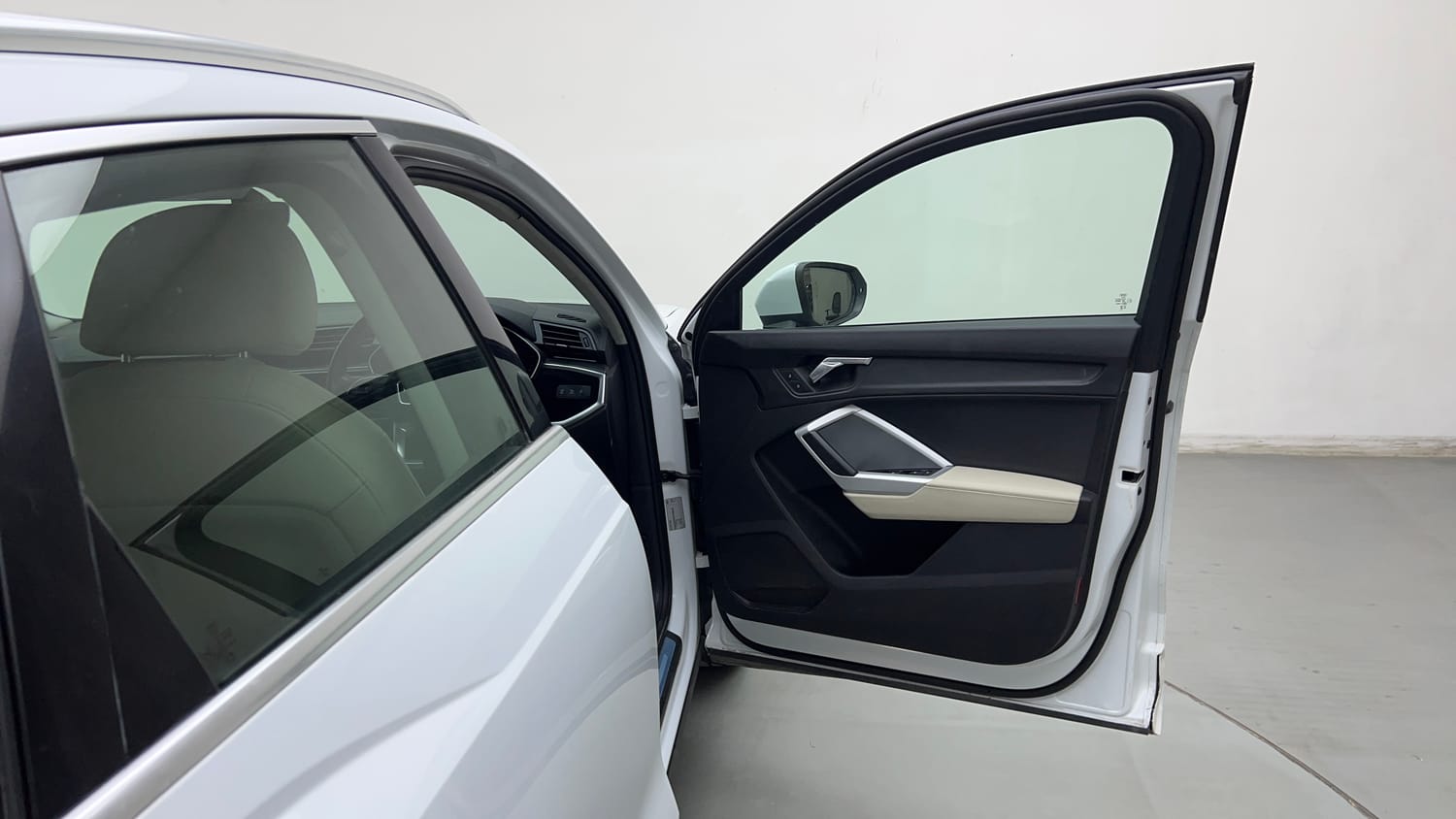 2023 Audi Q3 40 TFSI Premium Plus-19