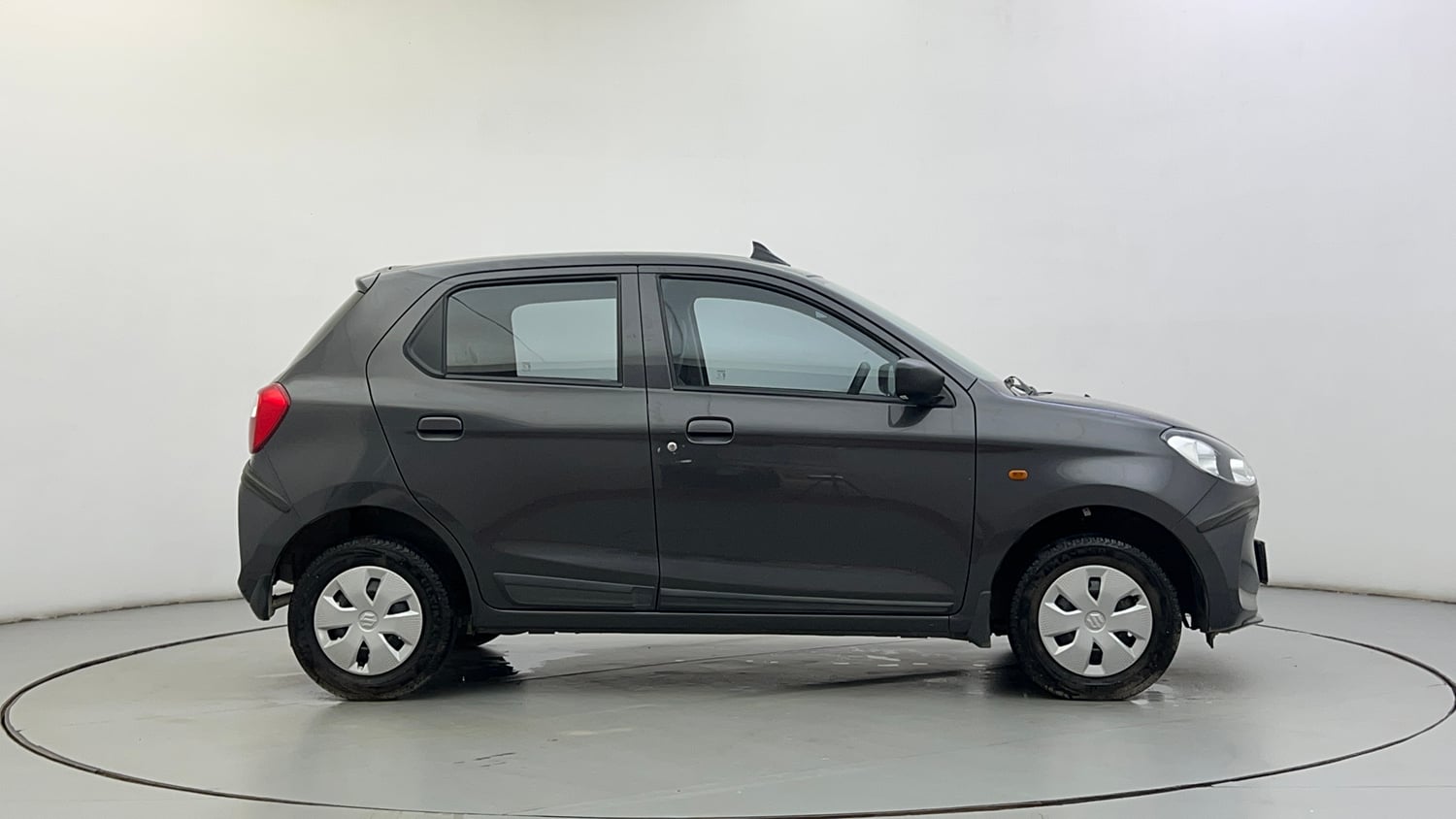 Used 2024 Maruti Suzuki Alto K10 VXi Plus (O) AGS Petrol Automatic exterior RIGHT SIDE VIEW