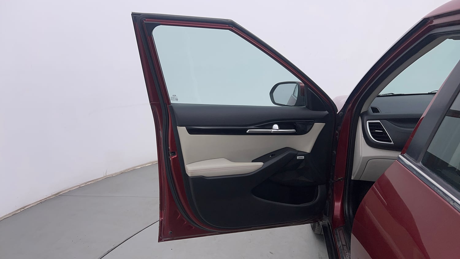 Used 2020 kia Seltos GTX Plus DCT 1.4 Petrol Automatic interior LEFT FRONT DOOR OPEN VIEW
