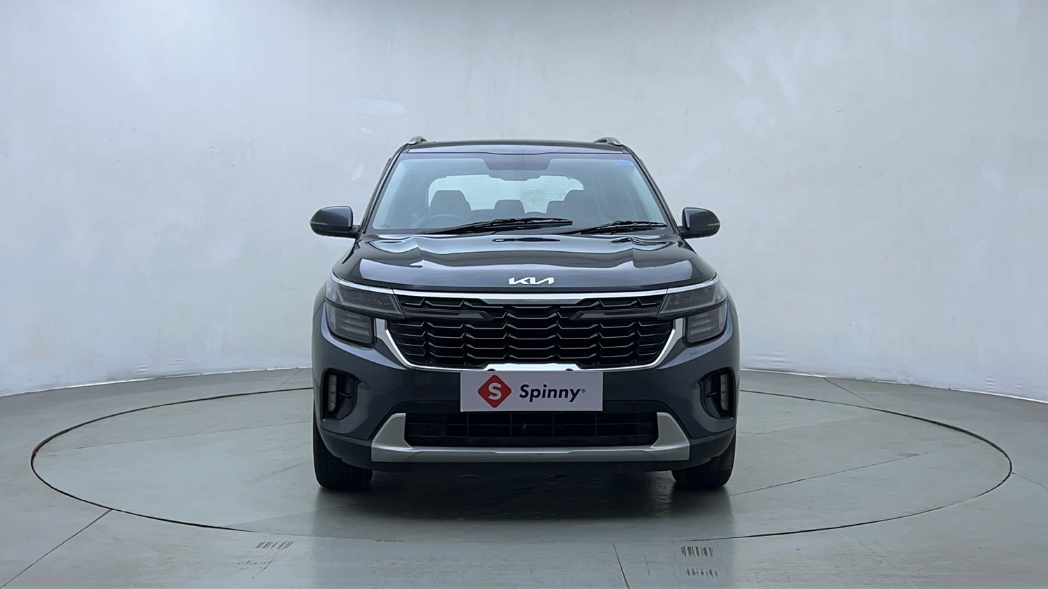 Used 2023 Kia Seltos HTX 1.5 Petrol MT Petrol Manual exterior FRONT VIEW