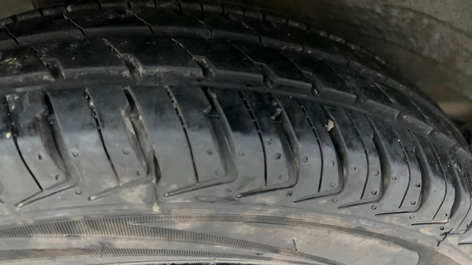 Used 2024 Maruti Suzuki Alto K10 VXi Plus (O) AGS Petrol Automatic tyres RIGHT REAR TYRE TREAD VIEW