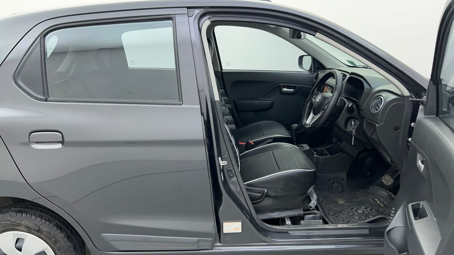 Used 2024 Maruti Suzuki Alto K10 VXi Plus (O) AGS Petrol Automatic interior RIGHT SIDE FRONT DOOR CABIN VIEW