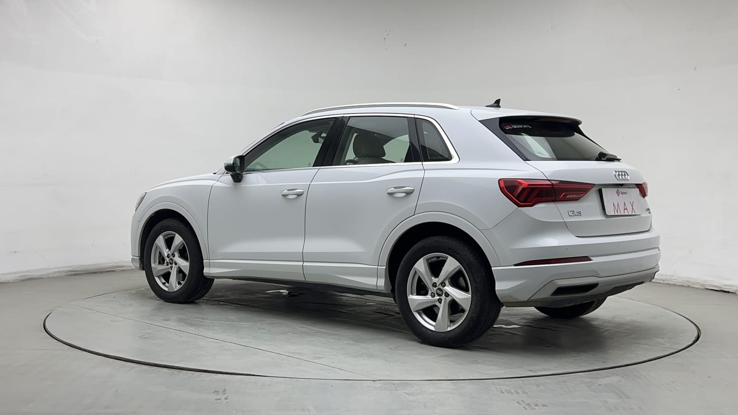 2023 Audi Q3 40 TFSI Premium Plus-2