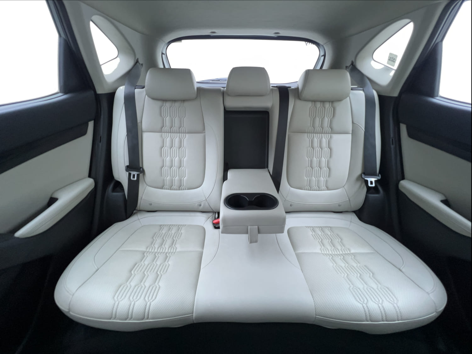 Used 2023 Kia Seltos HTX 1.5 Petrol MT Petrol Manual interior REAR SEAT CONDITION VIEW