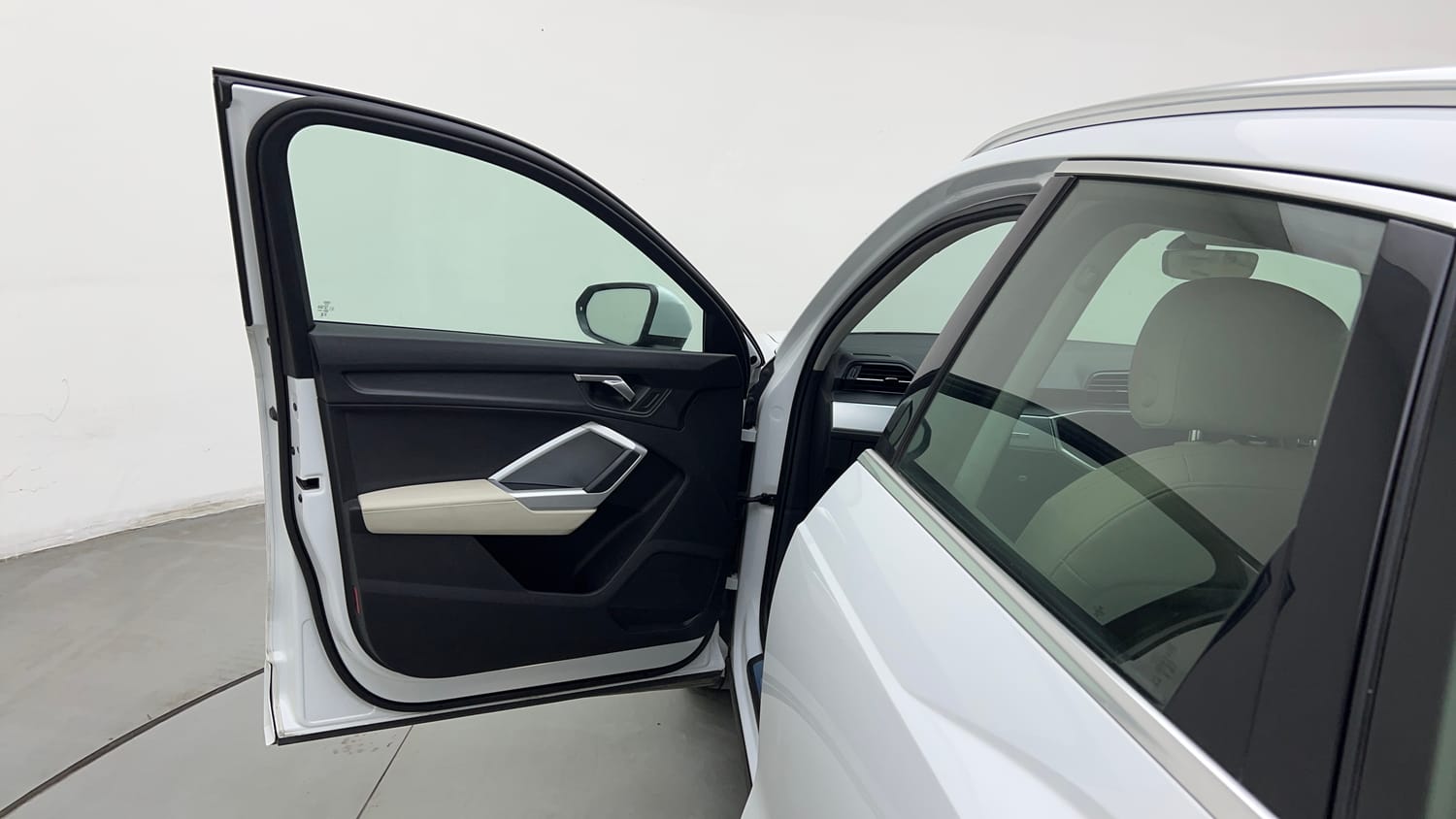 2023 Audi Q3 40 TFSI Premium Plus-21
