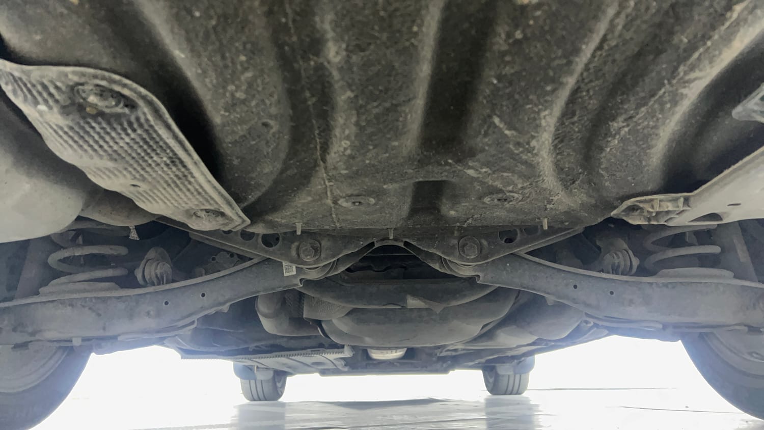 Used 2017 Skoda Octavia 1.8 TSI Style Plus AT Petrol Automatic extra REAR UNDERBODY VIEW (TAKEN FROM REAR)