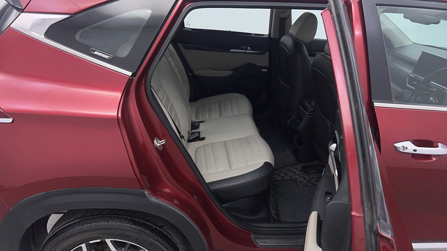 Used 2020 kia Seltos GTX Plus DCT 1.4 Petrol Automatic interior RIGHT SIDE REAR DOOR CABIN VIEW