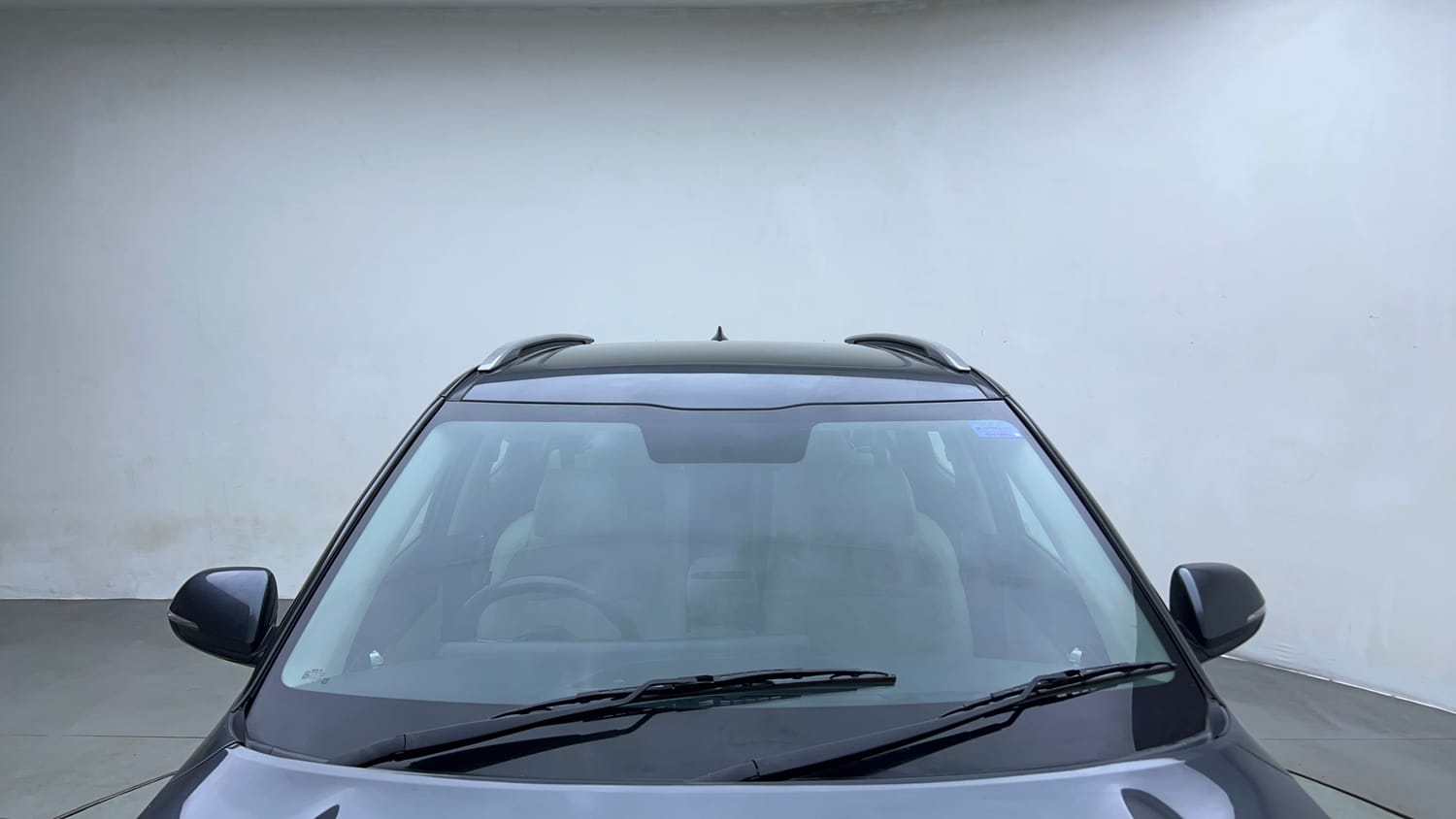 Used 2023 Kia Seltos HTX 1.5 Petrol MT Petrol Manual exterior FRONT WINDSHIELD VIEW