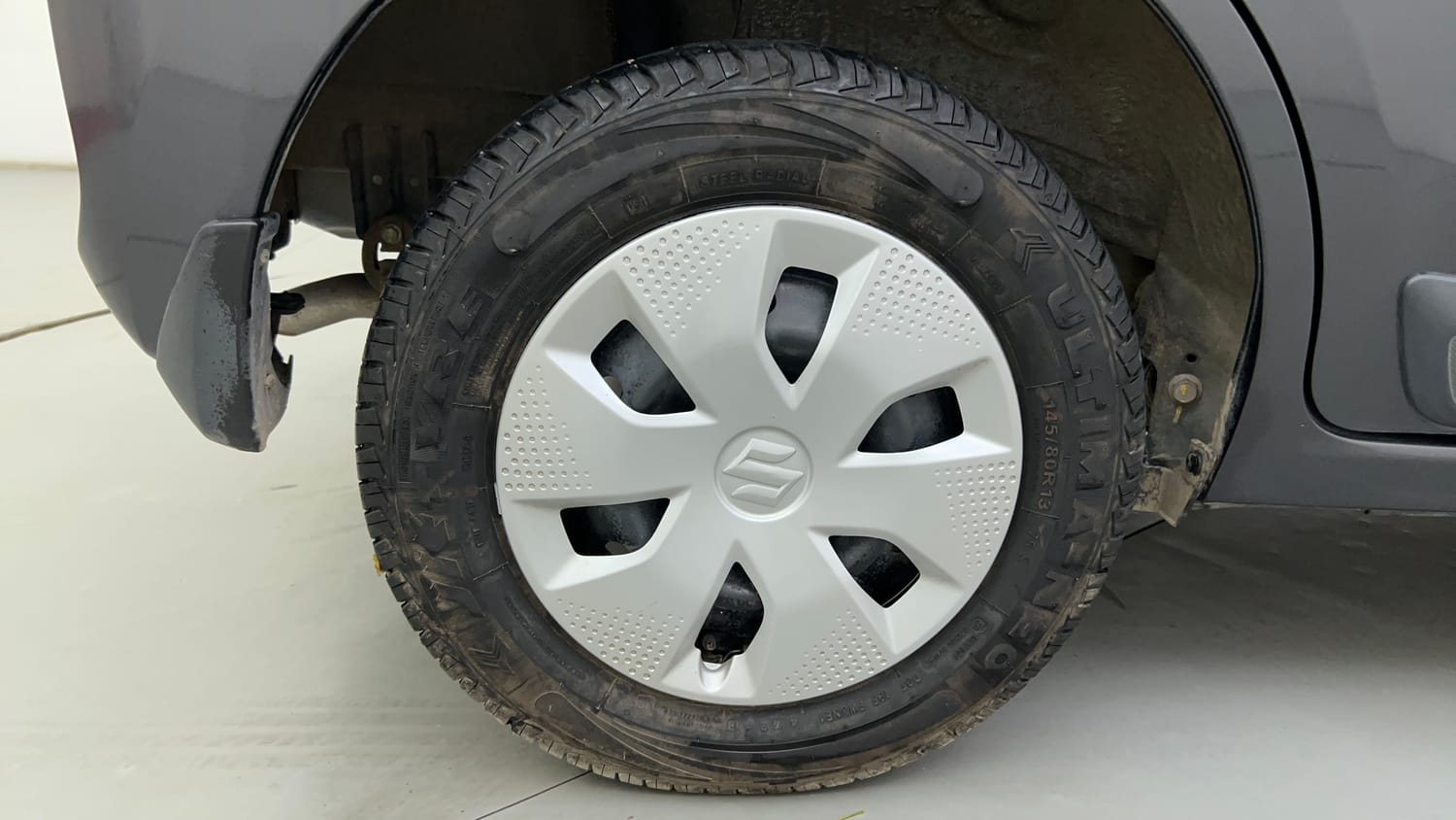 Used 2024 Maruti Suzuki Alto K10 VXi Plus (O) AGS Petrol Automatic tyres RIGHT REAR TYRE RIM VIEW