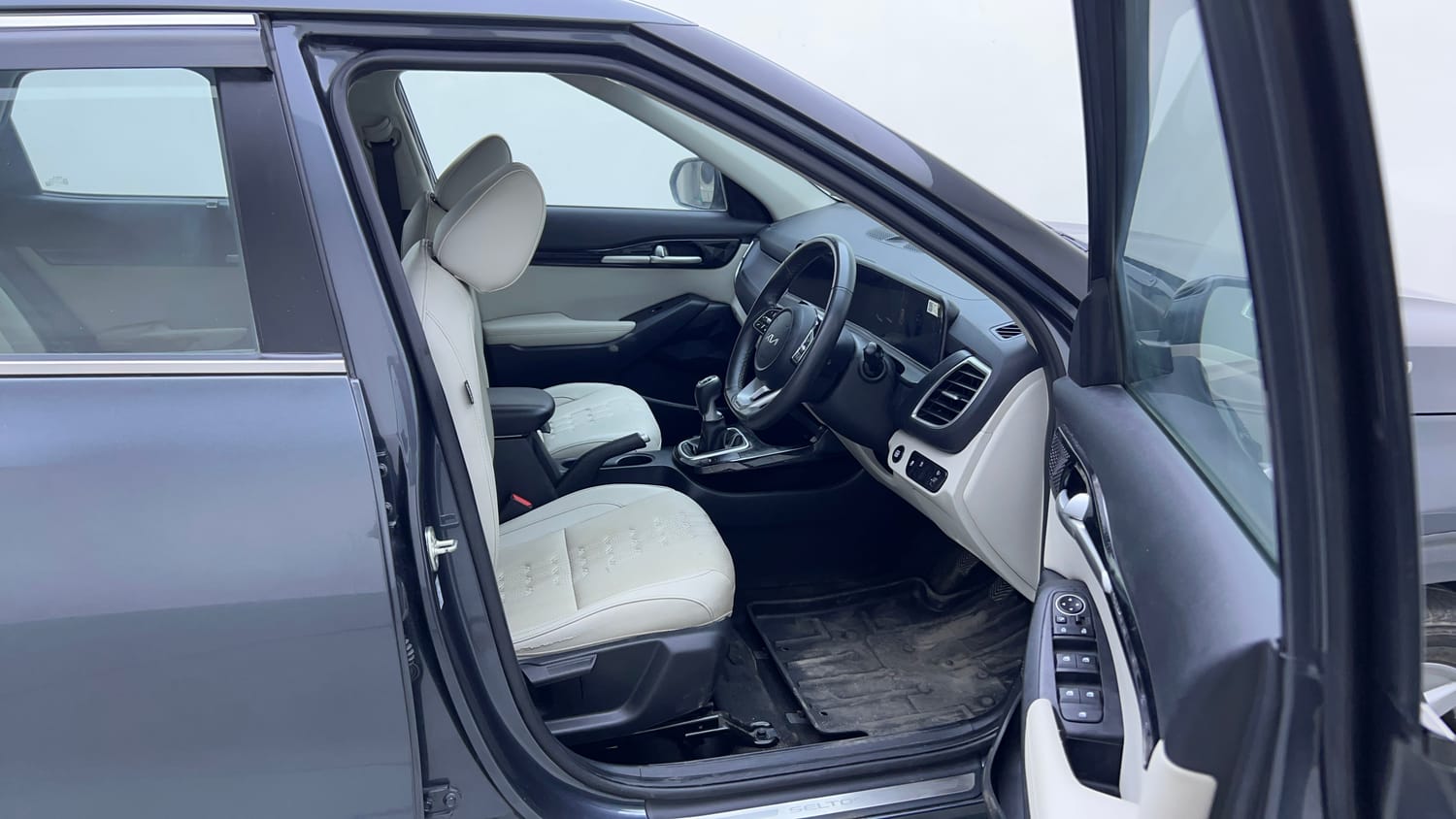 Used 2023 Kia Seltos HTX 1.5 Petrol MT Petrol Manual interior RIGHT SIDE FRONT DOOR CABIN VIEW