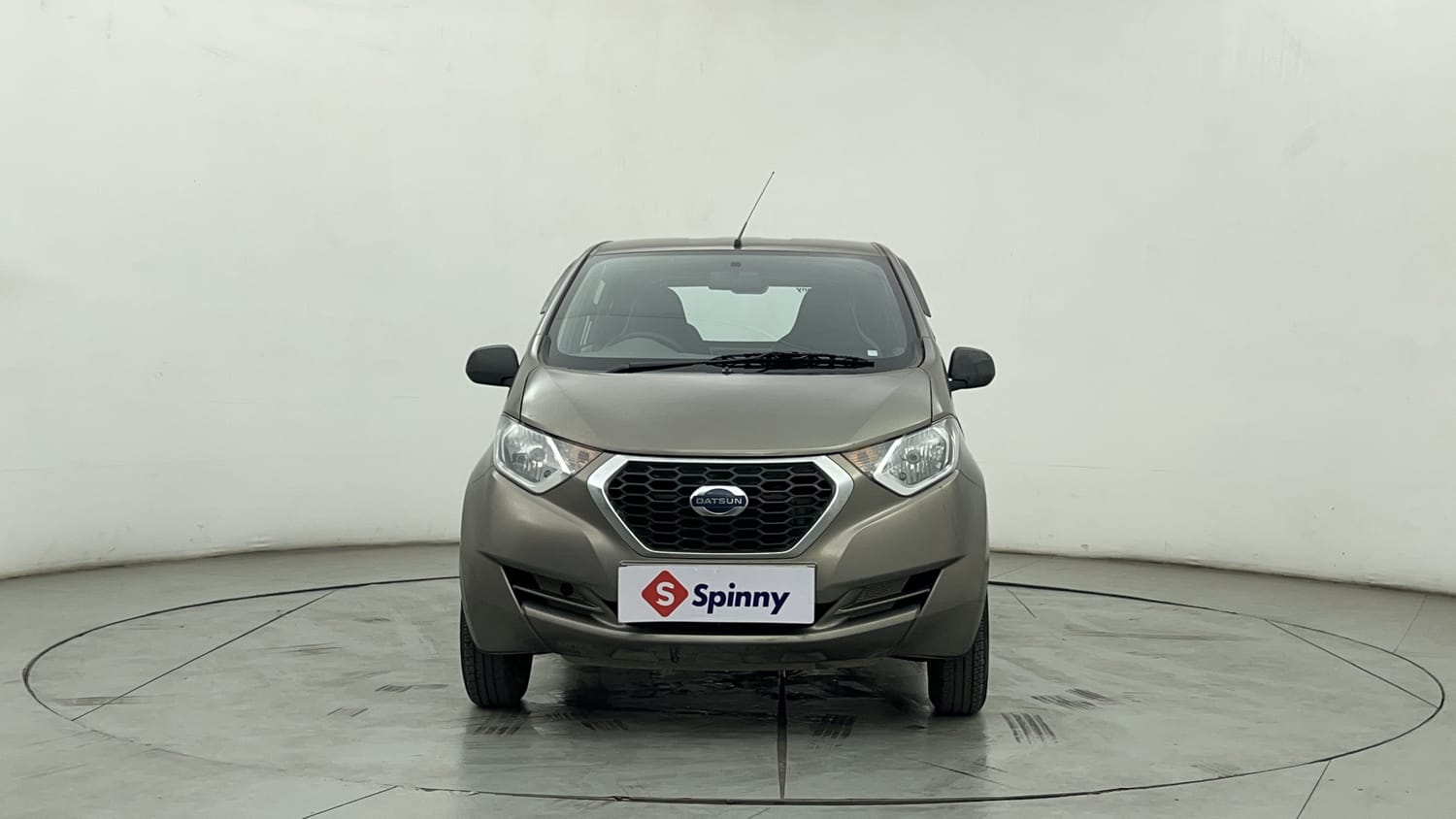 Used 2017 Datsun Redi-GO T (O) Petrol Manual exterior FRONT VIEW