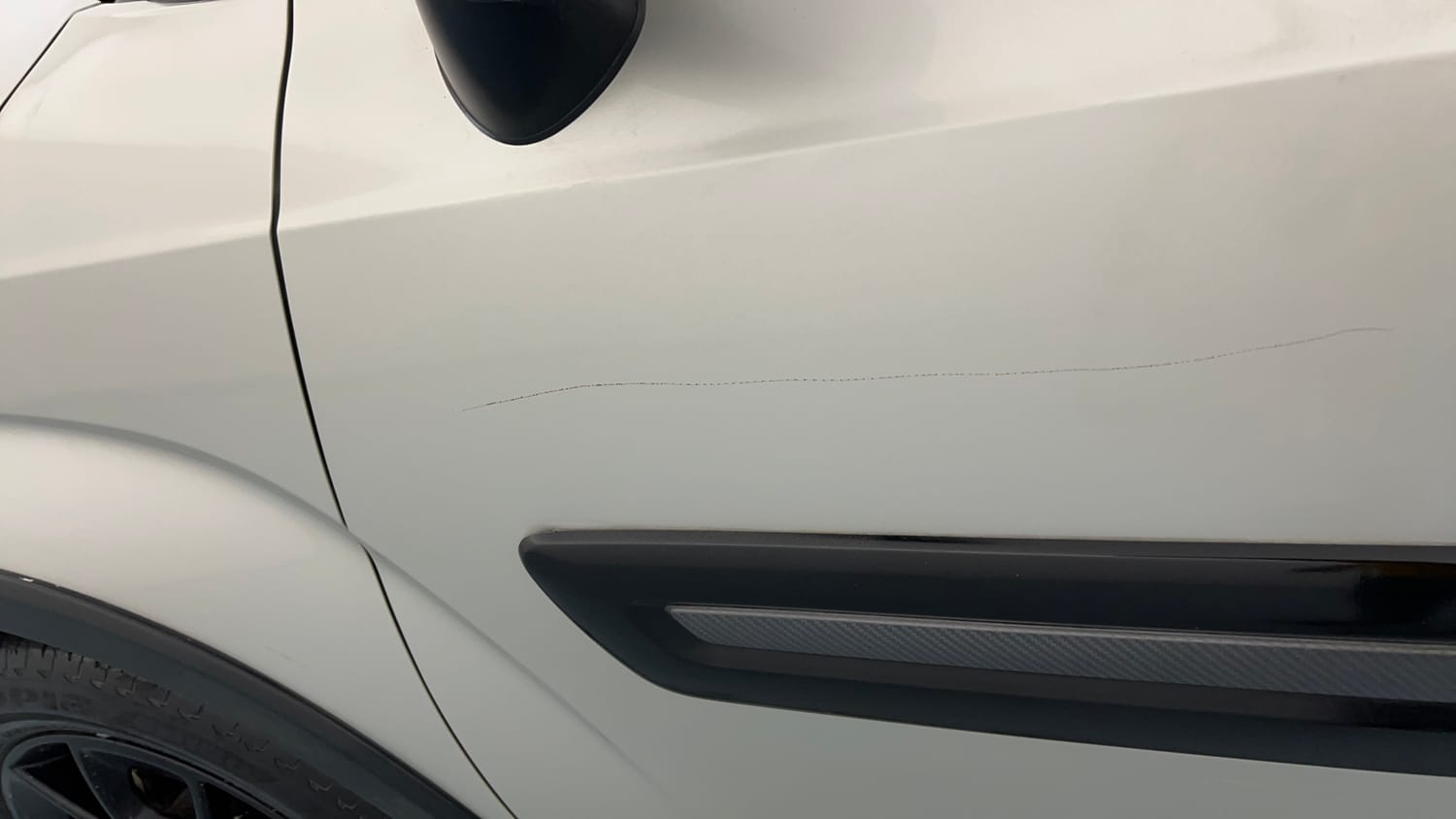 Used 2019 Maruti Suzuki Ignis Alpha 1.2 MT Petrol Manual dents MINOR SCRATCH