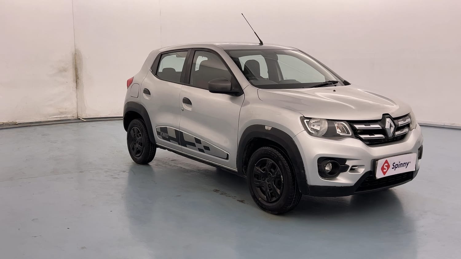 Used 2019 Renault Kwid RXT Opt Petrol Manual exterior RIGHT FRONT CORNER VIEW
