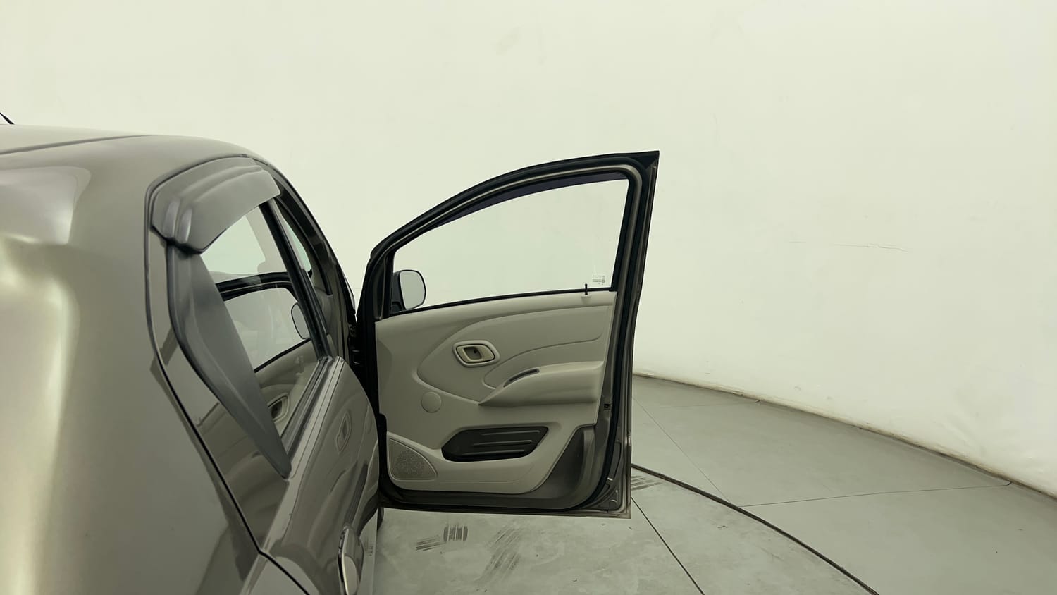 Used 2017 Datsun Redi-GO T (O) Petrol Manual interior RIGHT FRONT DOOR OPEN VIEW
