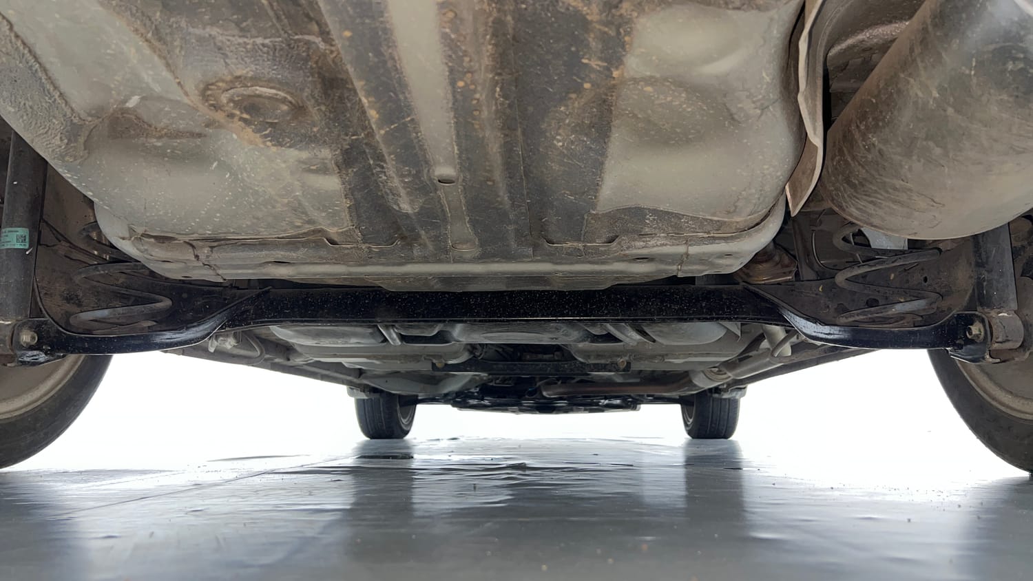 Used 2022 Honda City VX CVT Petrol Petrol Automatic extra REAR UNDERBODY VIEW (TAKEN FROM REAR)