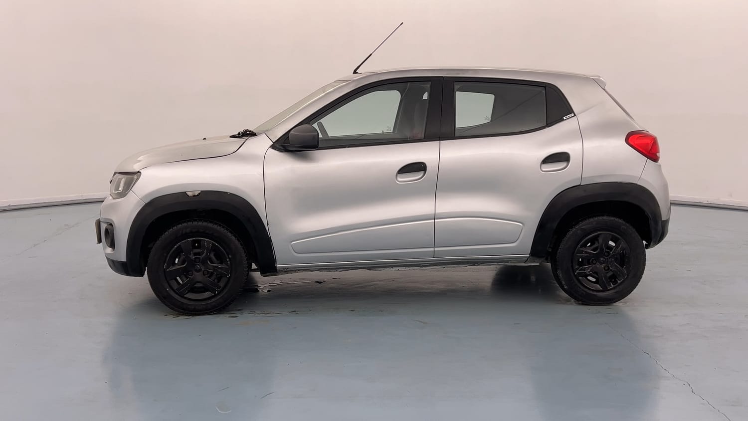 Used 2019 Renault Kwid RXT Opt Petrol Manual exterior LEFT SIDE VIEW