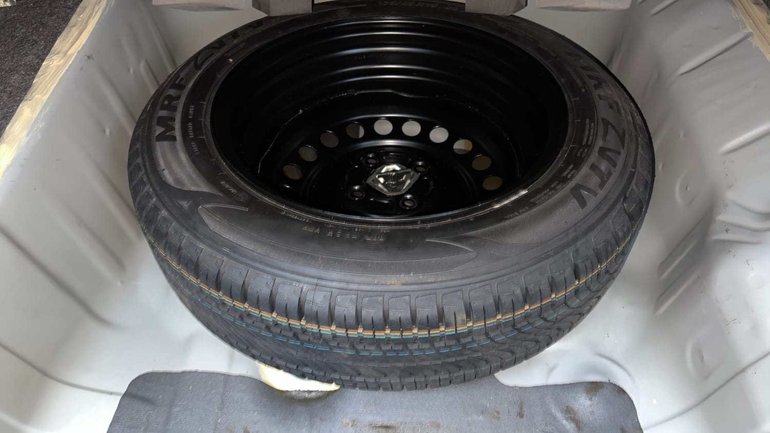 Used 2022 Honda City VX CVT Petrol Petrol Automatic tyres SPARE TYRE VIEW