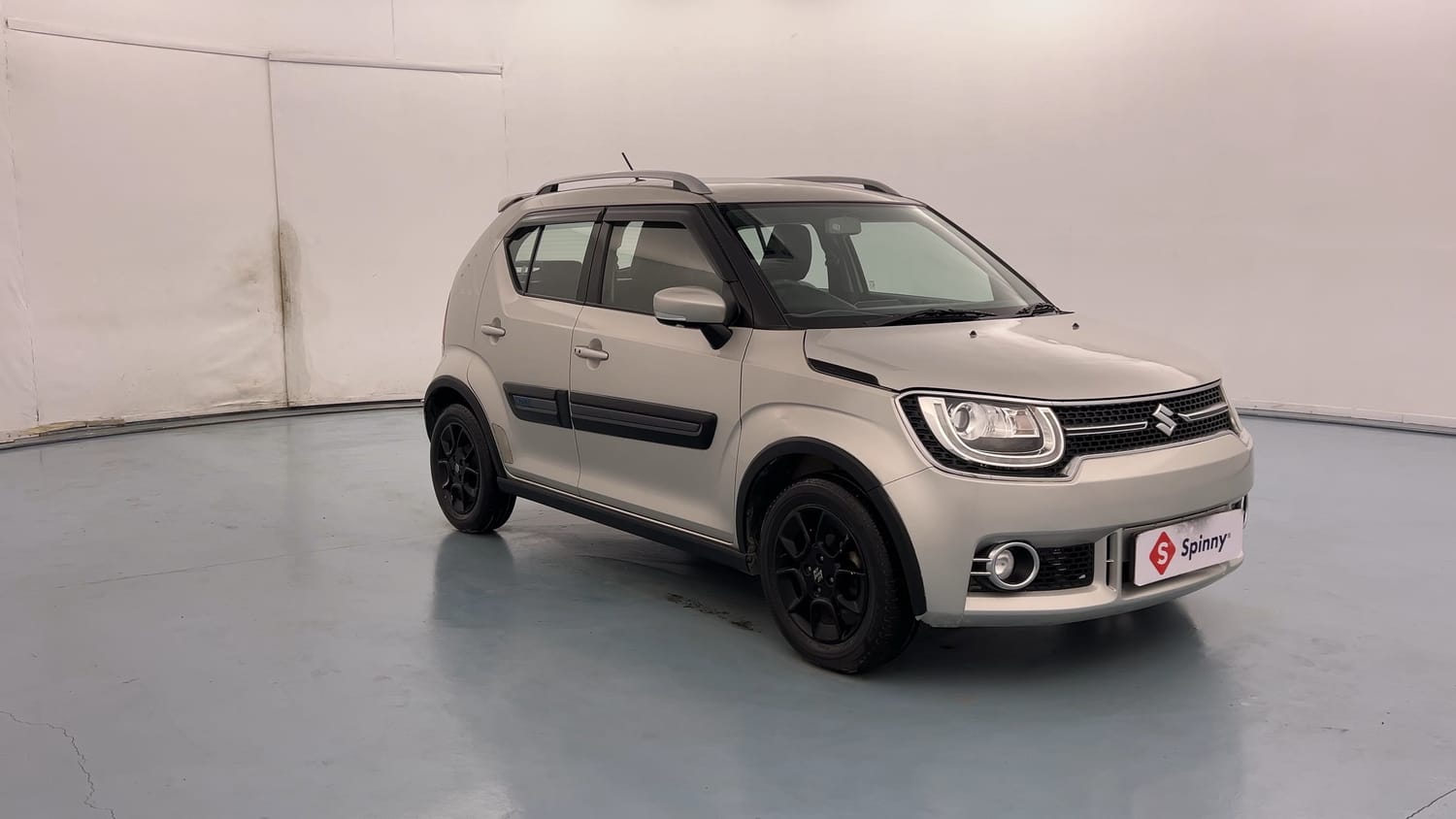 Used 2019 Maruti Suzuki Ignis Alpha 1.2 MT Petrol Manual exterior RIGHT FRONT CORNER VIEW