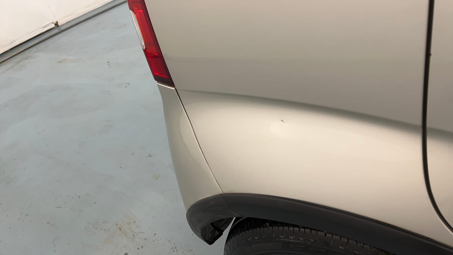 Used 2019 Maruti Suzuki Ignis Alpha 1.2 MT Petrol Manual dents MINOR DENT