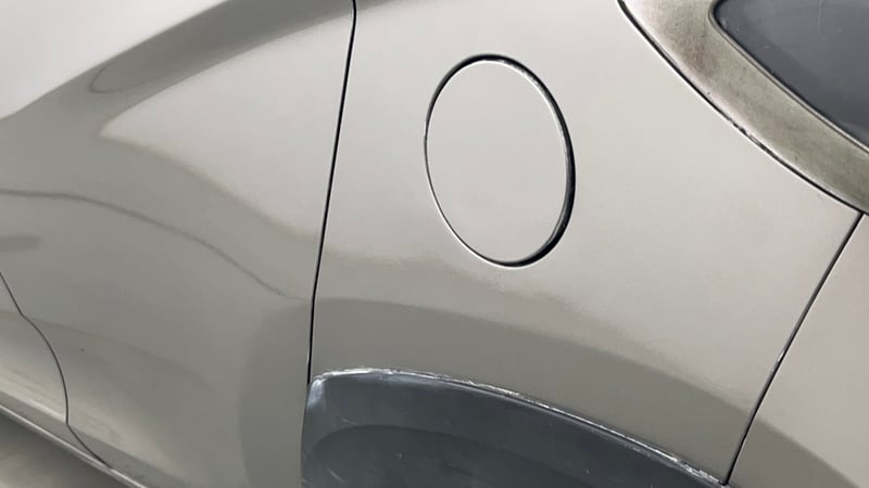 Used 2017 Mahindra KUV100 NXT K2 6 STR Petrol Manual dents MINOR DENT