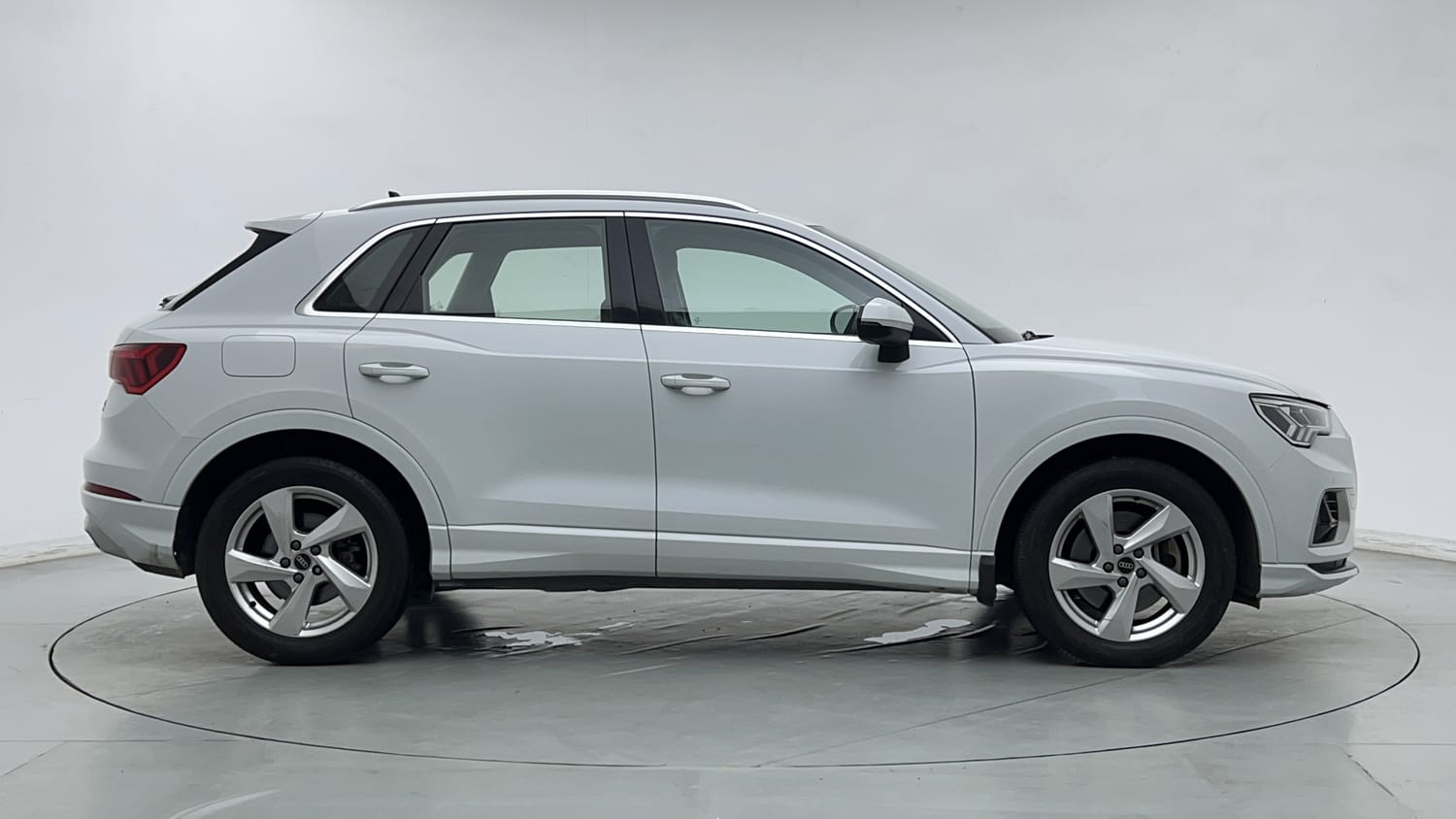 2023 Audi Q3 40 TFSI Premium Plus-5
