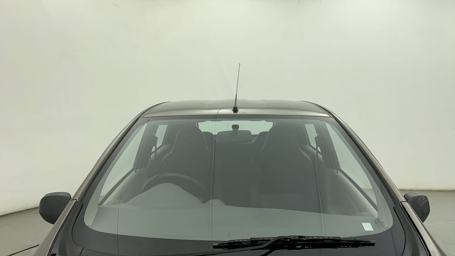 Used 2017 Datsun Redi-GO T (O) Petrol Manual exterior FRONT WINDSHIELD VIEW