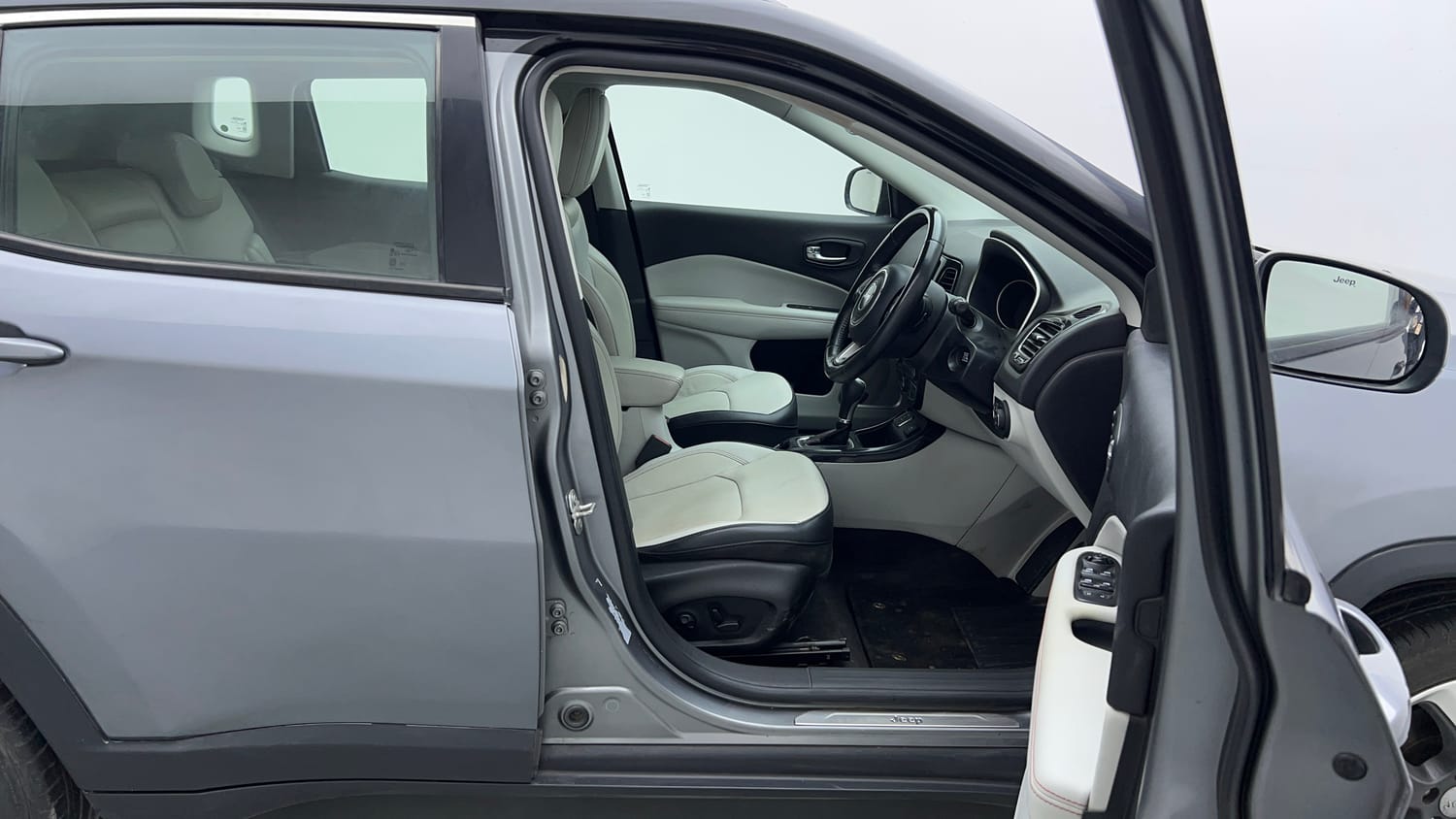 2019 Jeep Compass Limited Plus Petrol AT-17