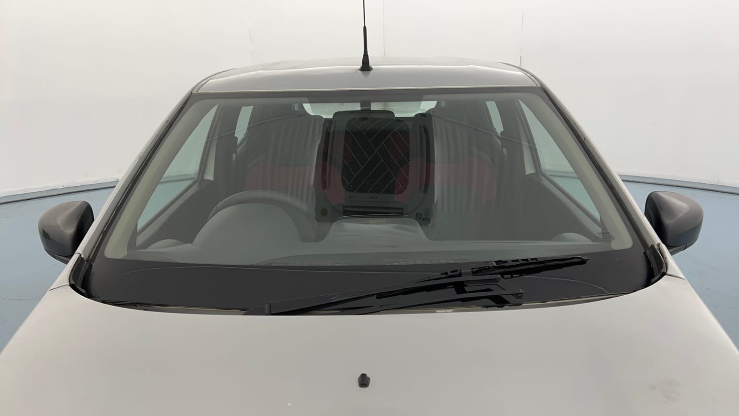 Used 2019 Renault Kwid RXT Opt Petrol Manual exterior FRONT WINDSHIELD VIEW