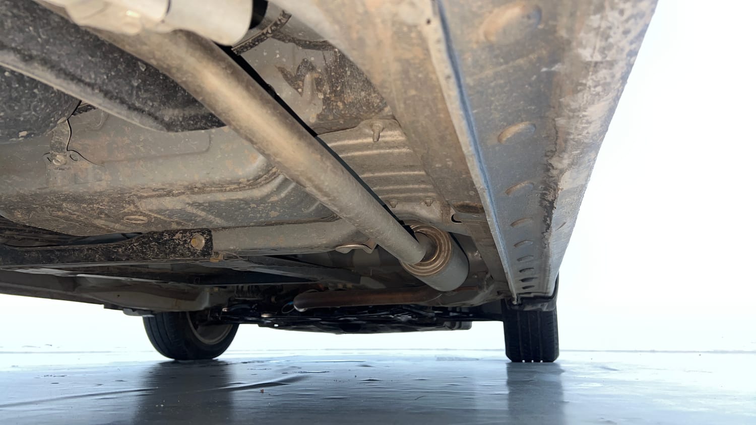 Used 2022 Honda City VX CVT Petrol Petrol Automatic extra REAR RIGHT UNDERBODY VIEW