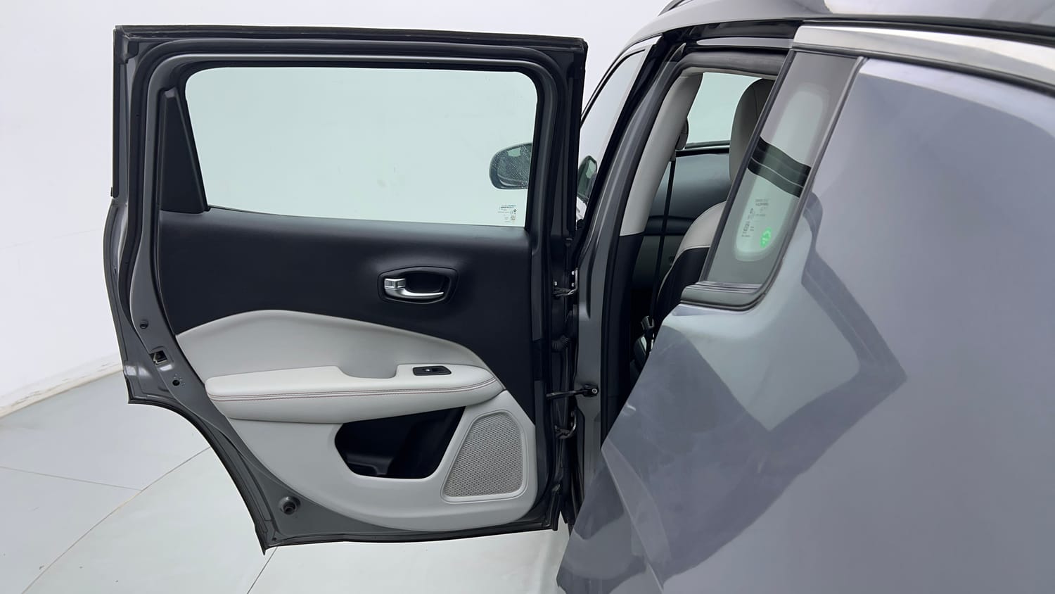 2019 Jeep Compass Limited Plus Petrol AT-22