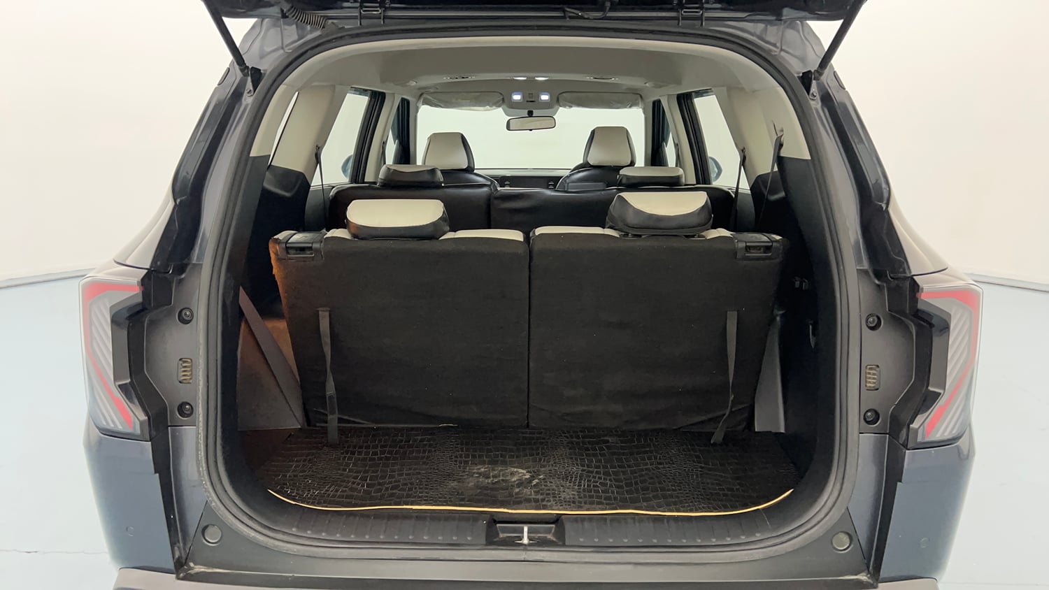 Used 2025 Kia Carens Clavis HTK Plus (O) 1.5 Diesel MT Diesel Manual interior DICKY INSIDE VIEW